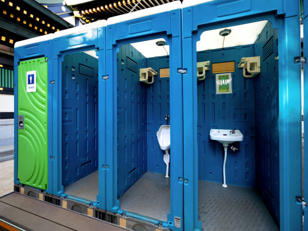 Best Luxury portable toilet rental  in Edinburg, IL